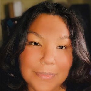 Meet your Posher, Gabriela